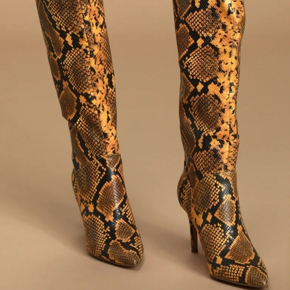 Steve Madden Mobwife kings yellow snake high boots - Picture 4 of 4